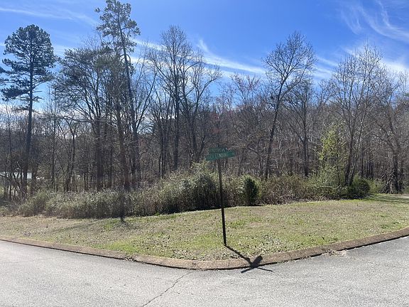 3rd image of 630 River Landing Dr
