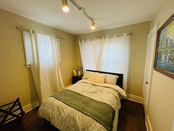 4th image of 2587 Sunnyknoll Ave