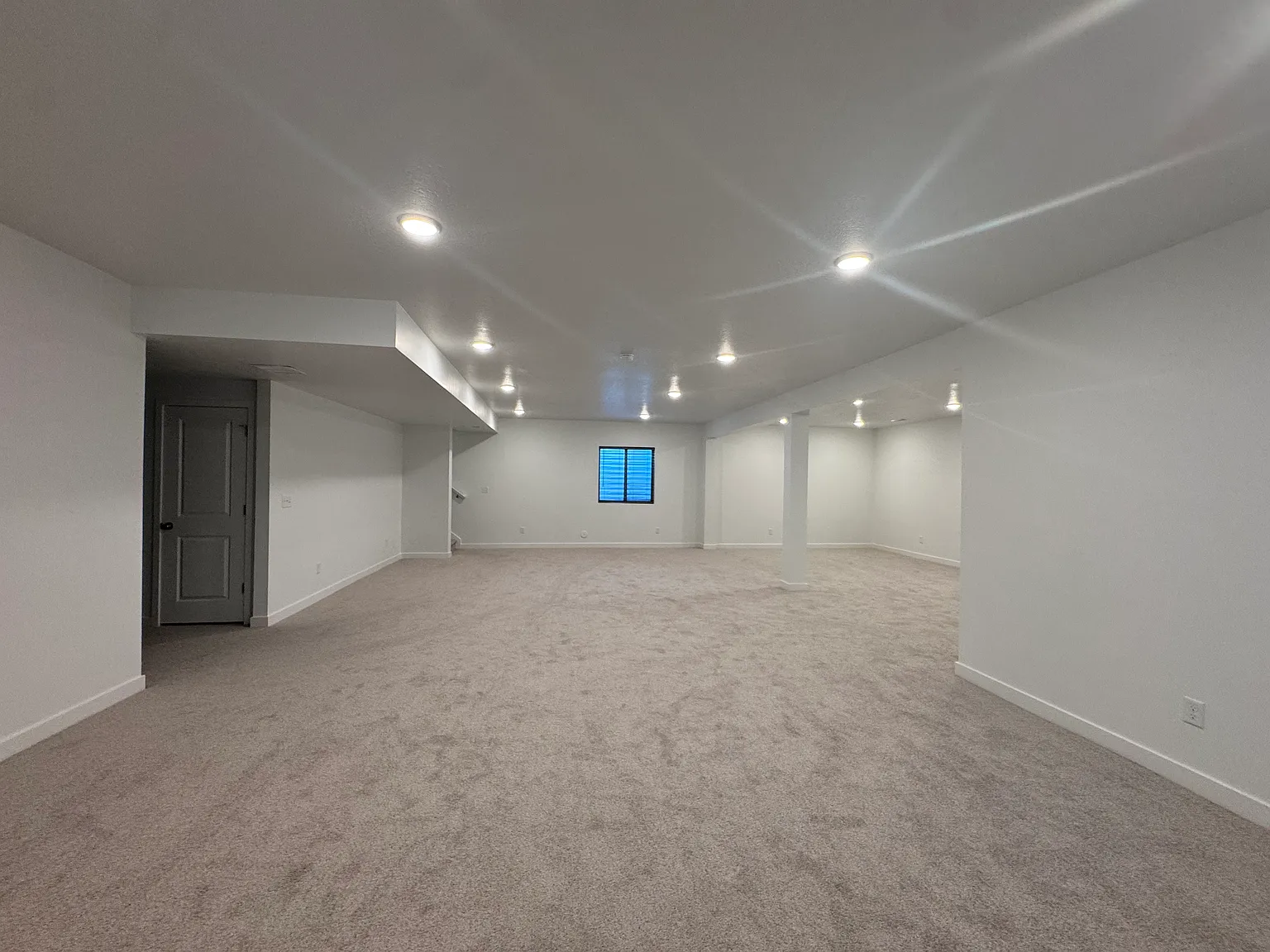 5 bed, 4400 sqft, $5,000 — Photo 4