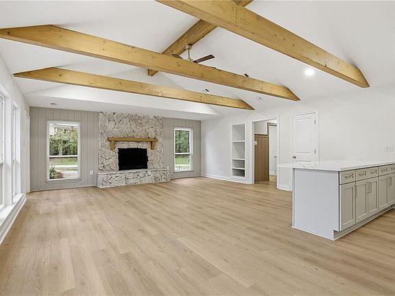 2nd image of 10466 Kellie Dr
