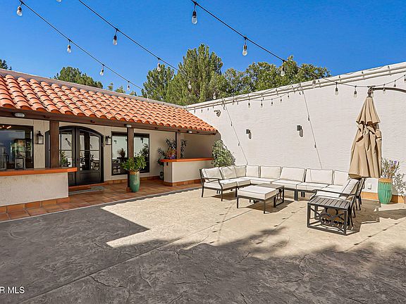 5th image of 720 La Mancha Ct