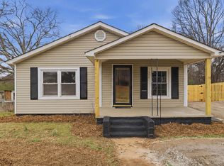 114 N Moore St, Duncan, SC 29334