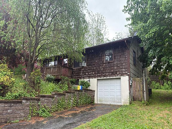 2nd image of 8 Wilson Ave