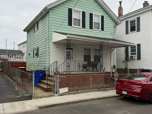 68 Cross St, Fall River, MA 02723