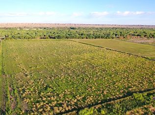 Zia Ln, Veguita, NM 87062