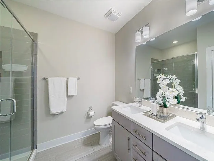 3609 Vallette Ct — Photo 8