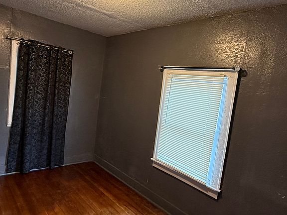 4th image of 1734 Dragoon St