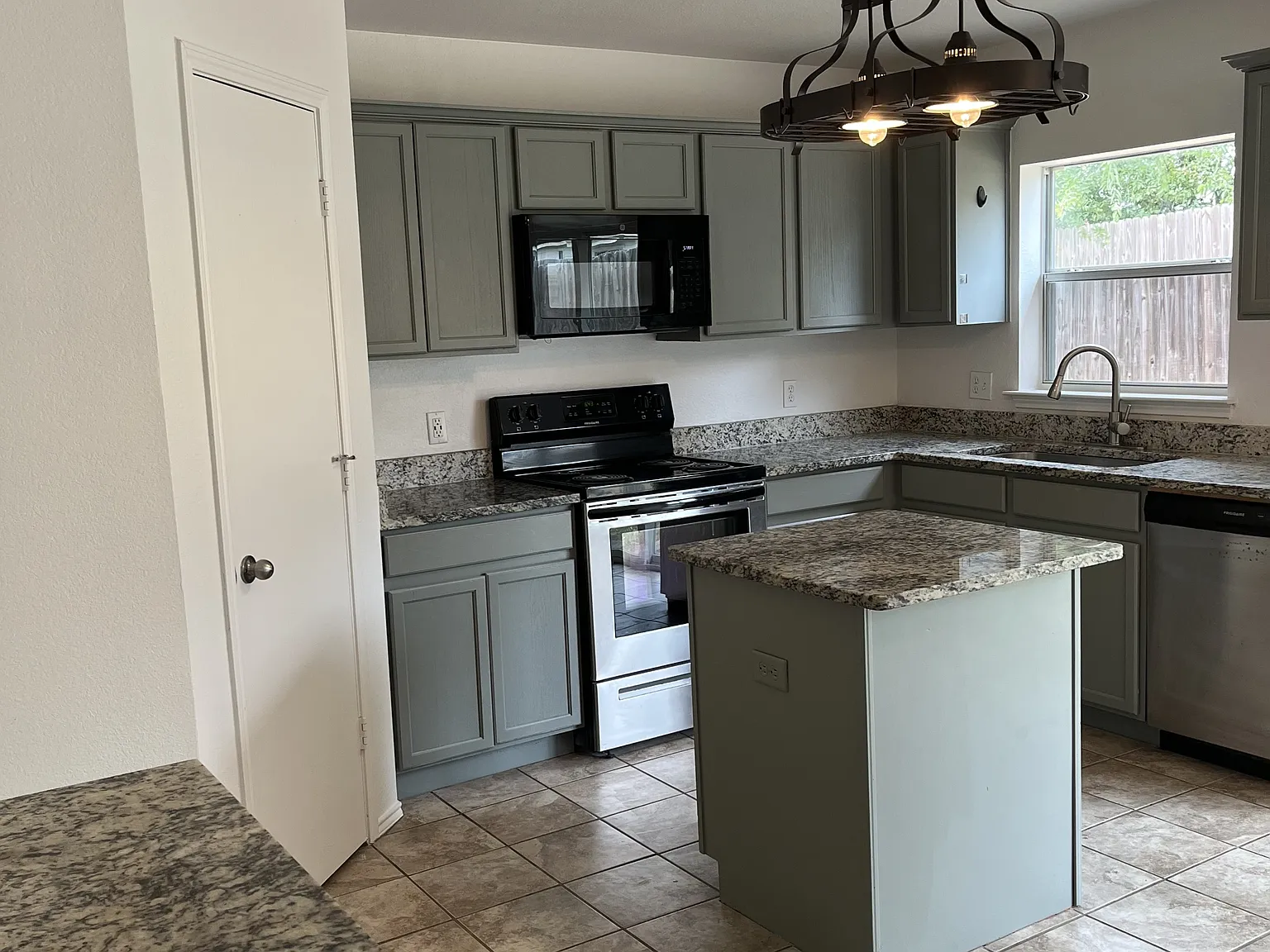 4529 Blue Jay Lane - 1 — Photo 4