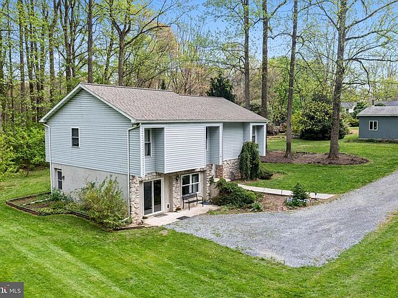 5th image of 279 Lafayette Rd