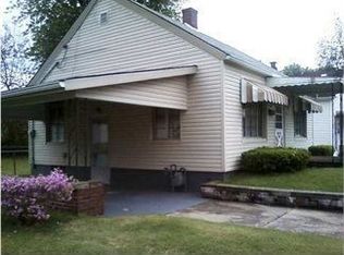 805 7th St, Carrollton, KY 41008