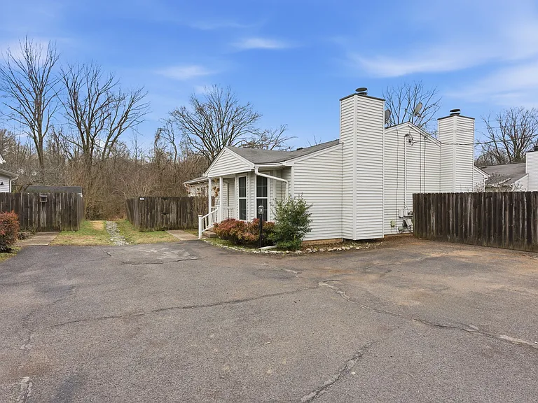 3017 Casa Dr — Photo 14