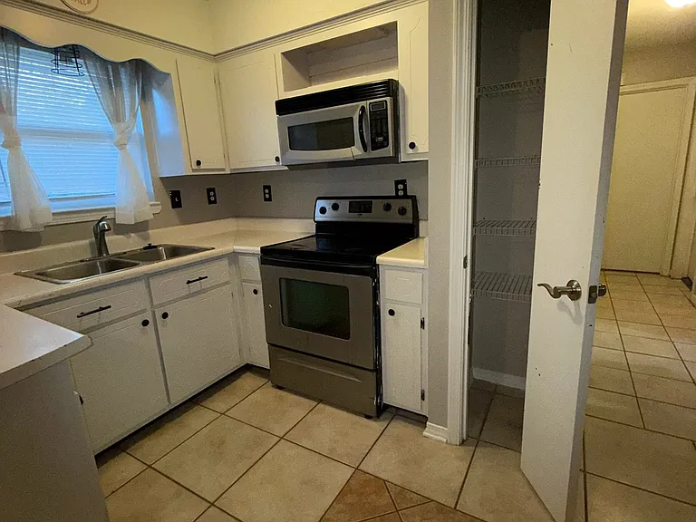 1046 Lighthouse Church Rd — Photo 19
