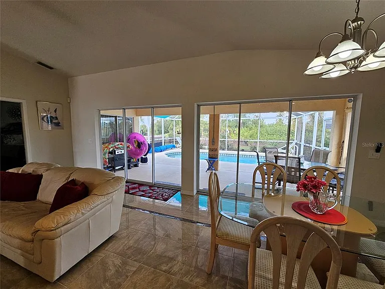 114 Albatross Rd — Photo 5