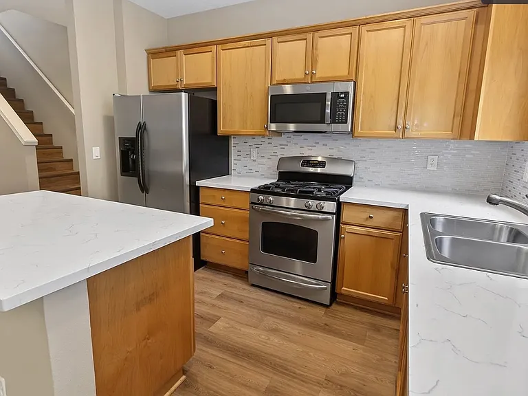 4581 SE Satinwood St — Photo 9