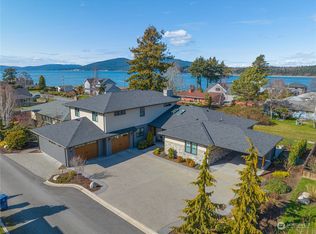 1114 D Ave, Anacortes, WA