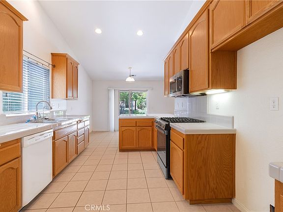 5th image of 2503 Starling Dr