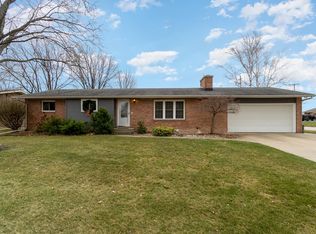 2916 Thunderbird Dr, Bay City, MI