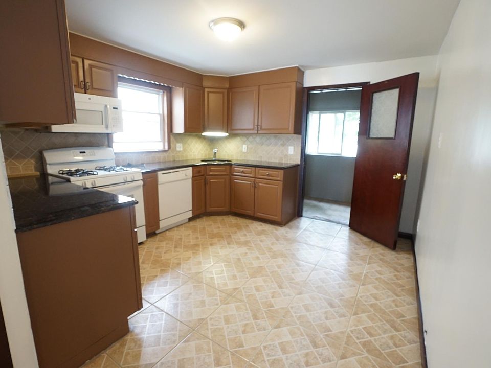 1st image of 103 Belmount Ave