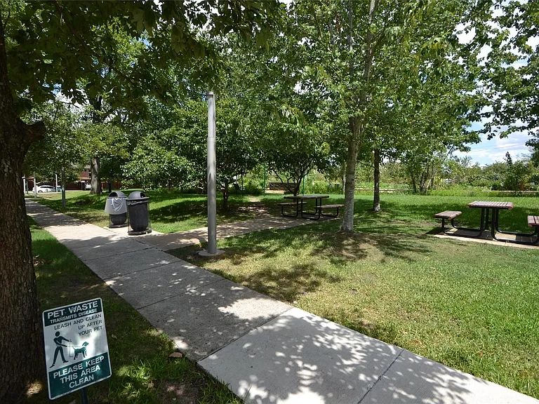 1517 Bonnie Brae St #4 — Photo 5
