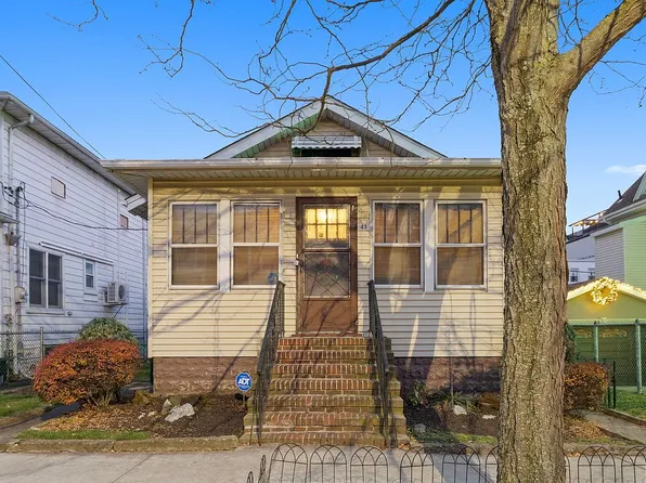 43 Bay 11 St, Brooklyn, NY 11228