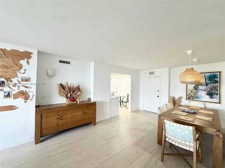 3140 S Ocean Dr #512 — Photo 16