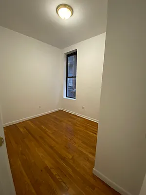 Rented by Peter R. Hungerford, LREB | media 34