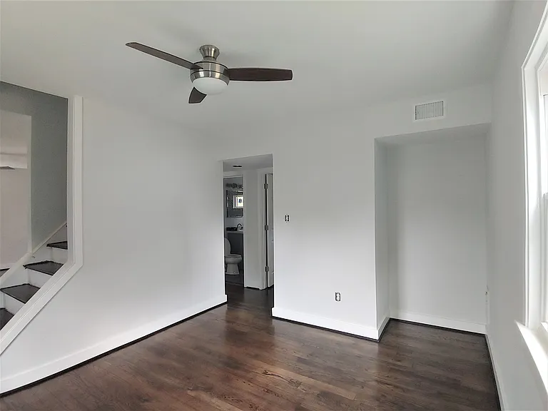 2510 Jamaica Dr — Photo 10
