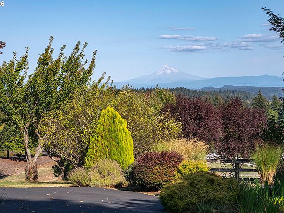 4th image of 28605 SW Petes Mountain Rd