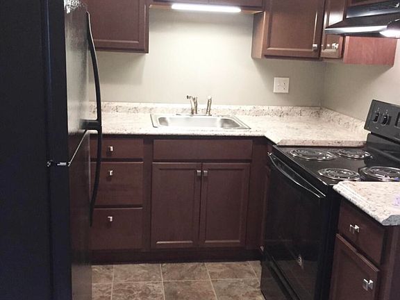 3rd image of 116 Highland Ave