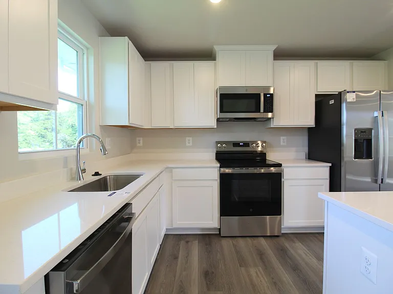 2910 Orchard Ridge Ln — Photo 8