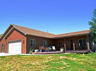 407 Rapelje Rd, Columbus, MT 59019