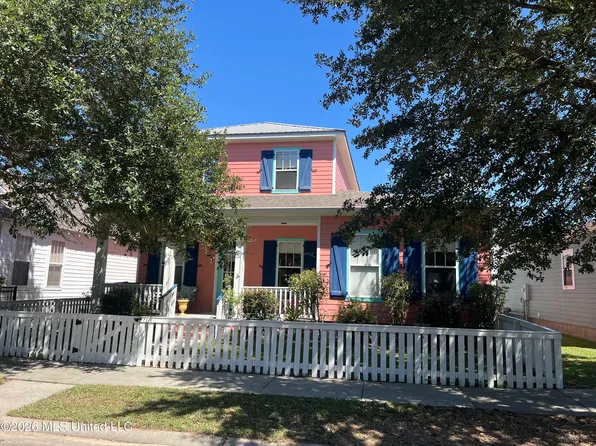 502 John Baptiste St, Bay Saint Louis, MS 39520