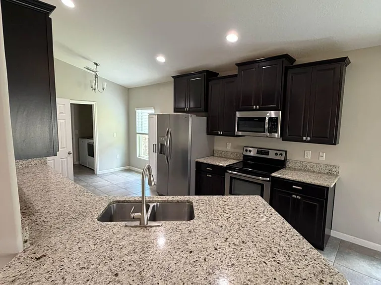 3960 Harvest Cir — Photo 6