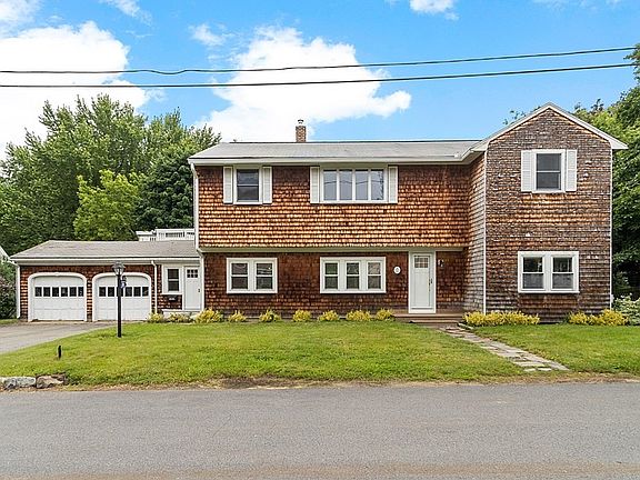 2nd image of 8-8A Fairview Ave
