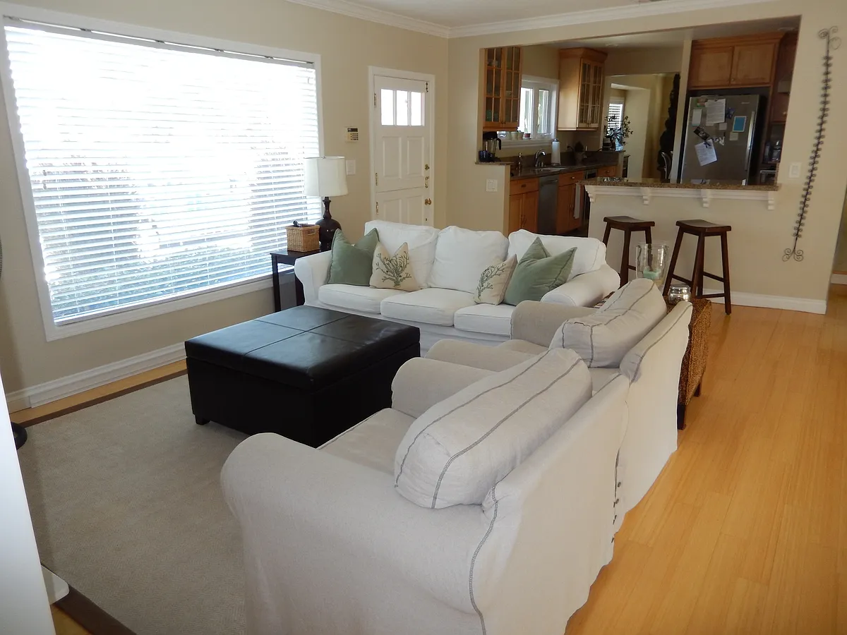 Photo 2 of 15 - 1761 3rd St #3 - Manhattan Beach, CA Building Photo - 1761 3rd St #3