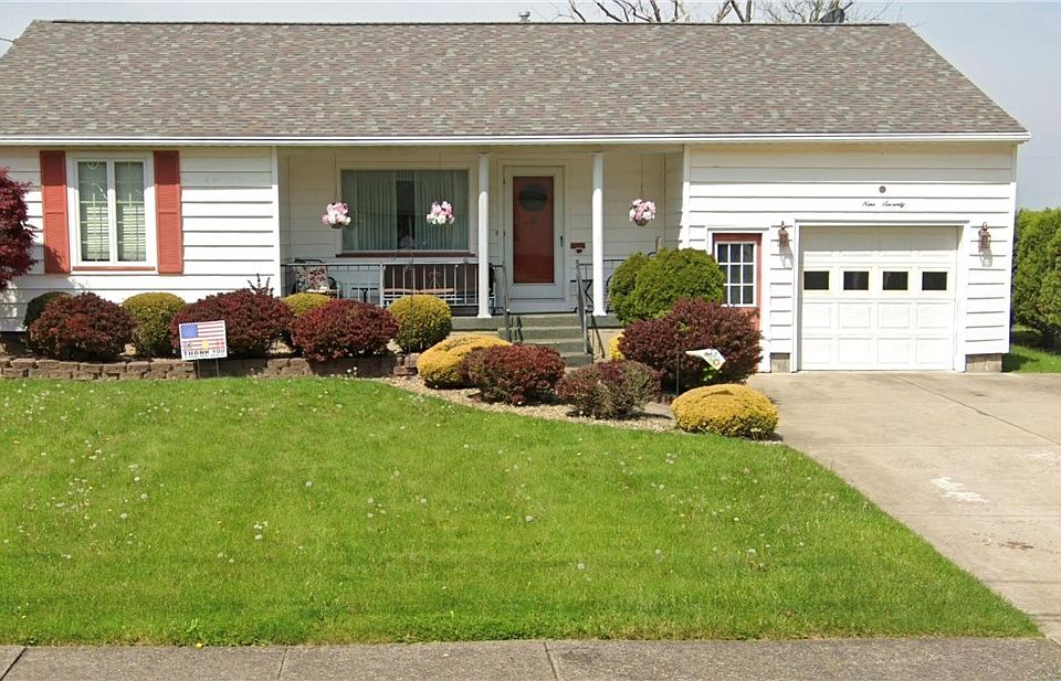 1st image of 970 N Ward Ave