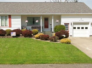 970 N Ward Ave, Girard, OH 44420