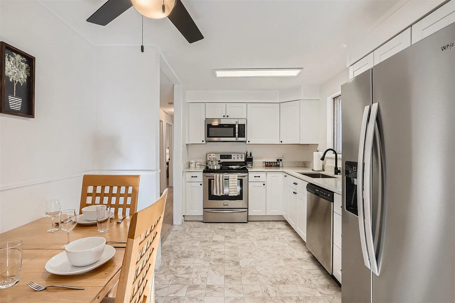 4 bed, 1920 sqft, $5,500 — Photo 3