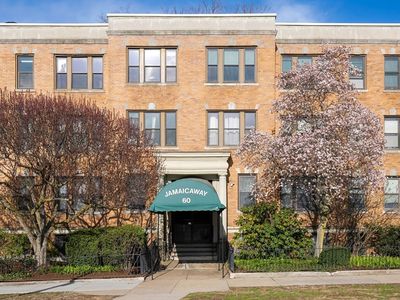 60 Jamaicaway APT 10, Boston, MA, 02130