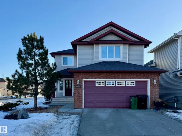 7376 Singer Way NW, Edmonton, AB T6R 3S1