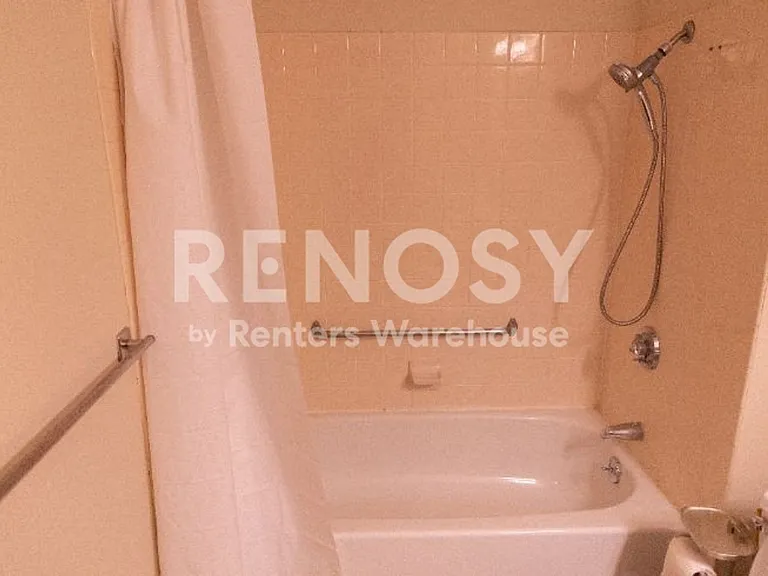6615 Lake Shore Dr S #115 — Photo 25