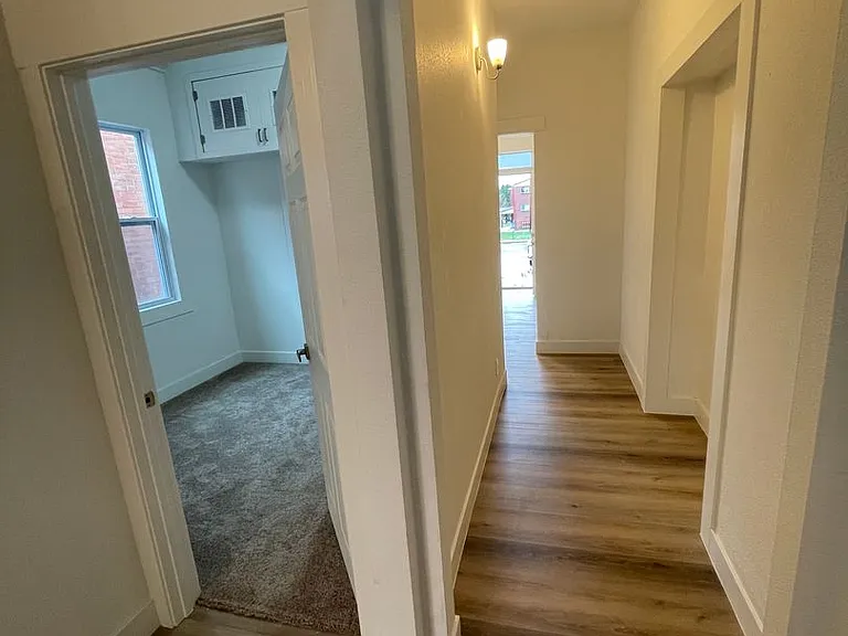 1609-1611 Hooker Street — Photo 36