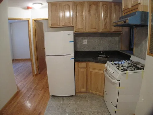 Rented by City Connections Realty | media 19