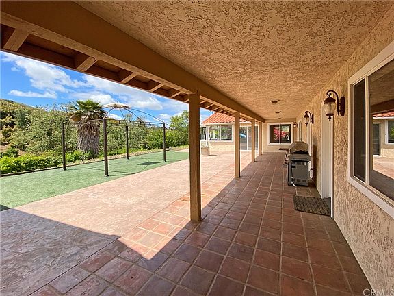 3rd image of 43218 Sandia Creek Dr