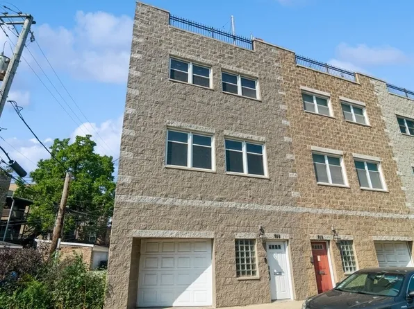 916 N Elizabeth St, Chicago, IL 60642
