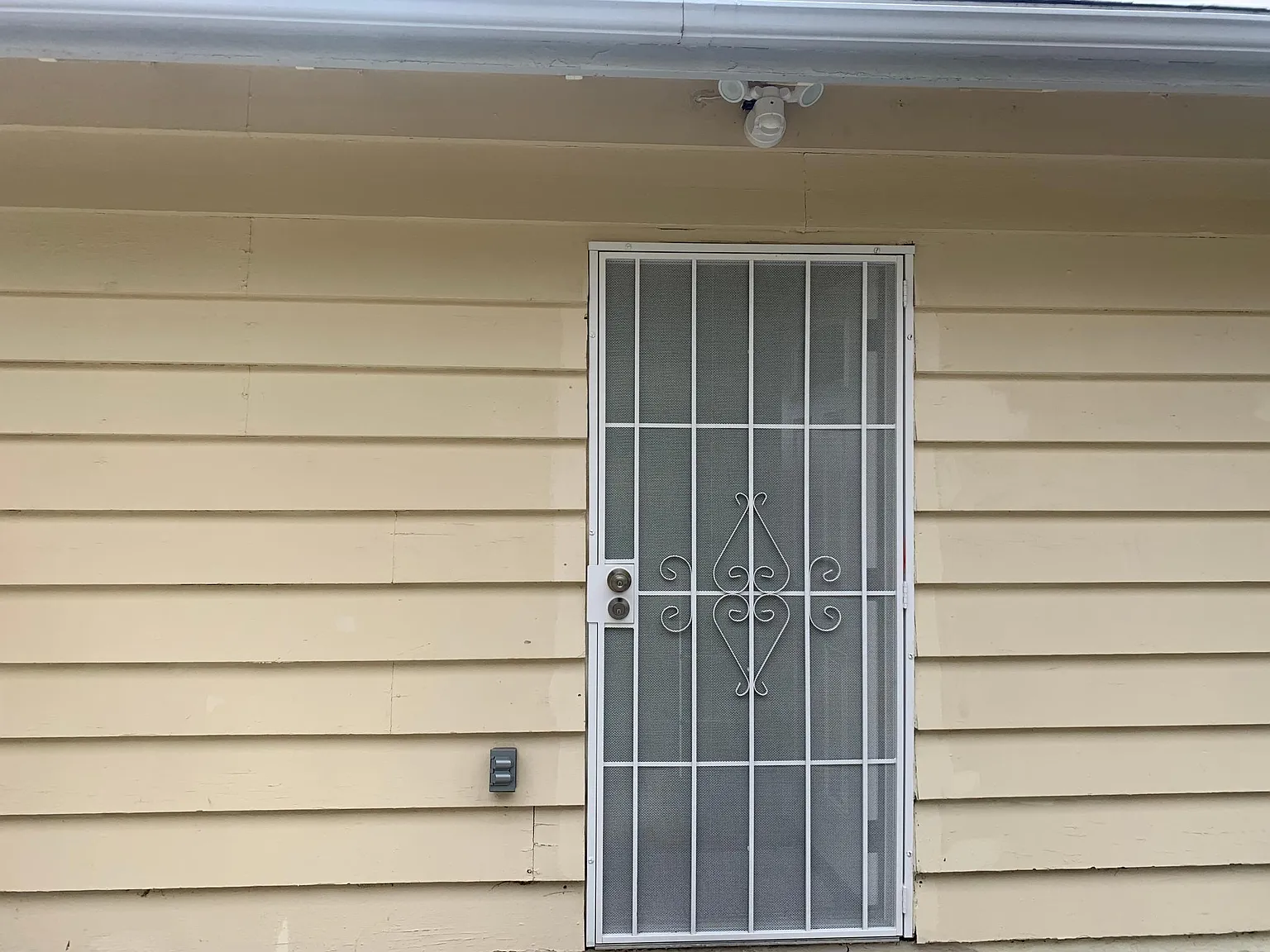 2025 Longhill Dr — Photo 2