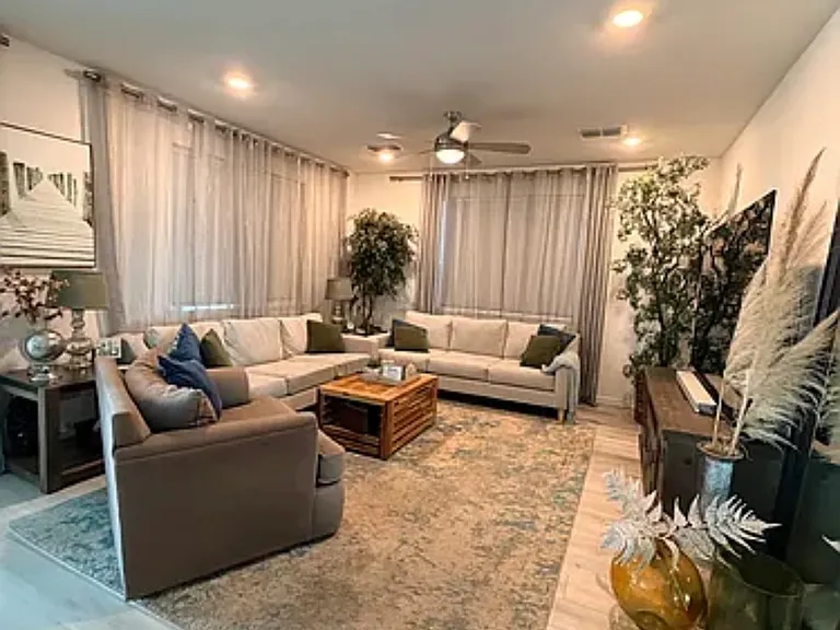 Delta Coves Dr — Photo 3