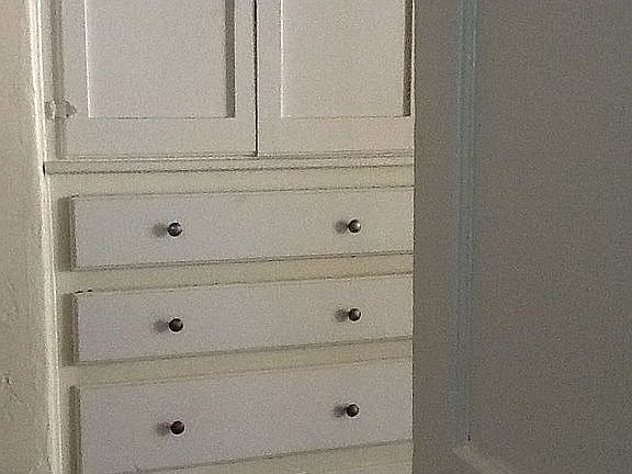 4th image of 3138 W 43rd Pl