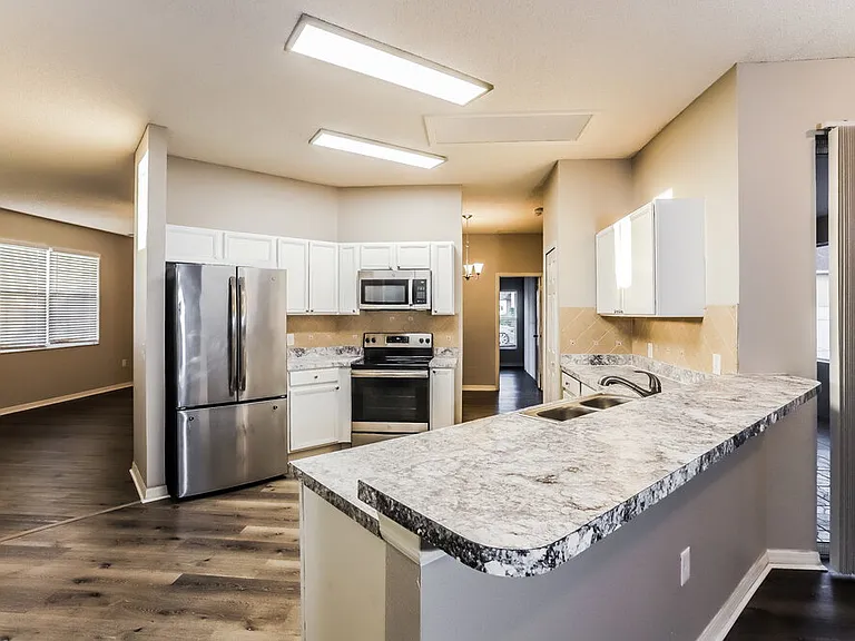 4414 Canopy Ct — Photo 7