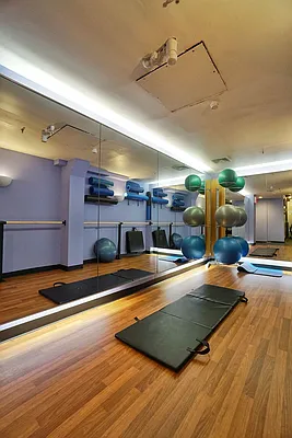 Sold by Get Listed! Get Sold! NYC | media 31